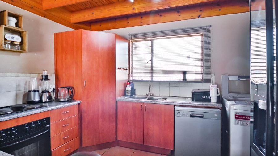 3 Bedroom Property for Sale in Kleinfontein Gauteng