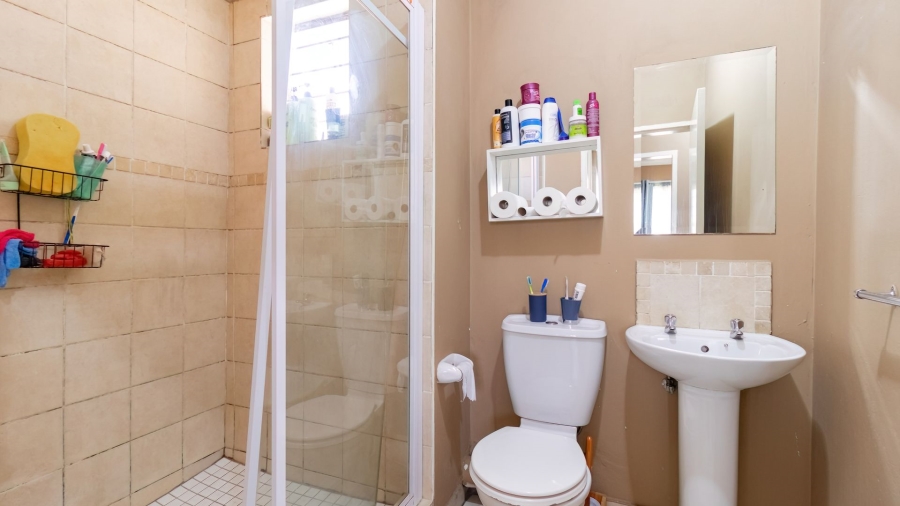 3 Bedroom Property for Sale in Kleinfontein Gauteng