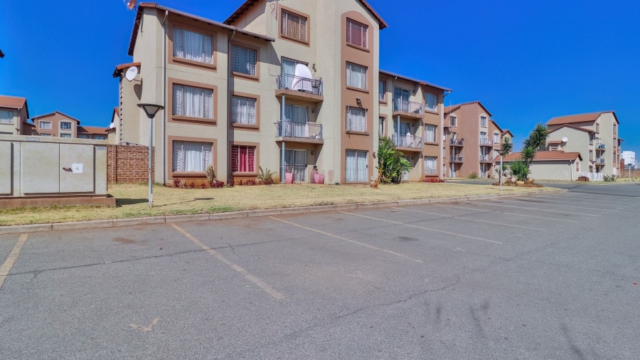 3 Bedroom Property for Sale in Kleinfontein Gauteng