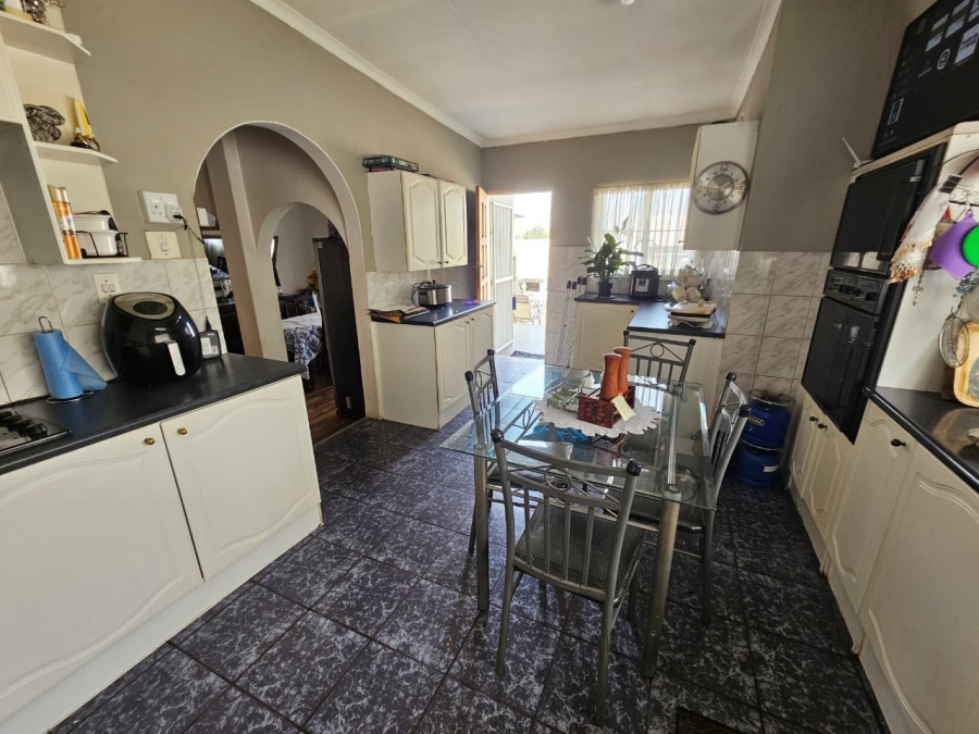 3 Bedroom Property for Sale in Florentia Gauteng