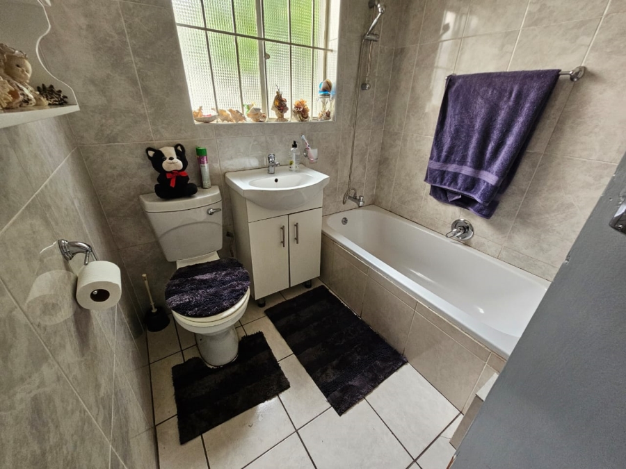 3 Bedroom Property for Sale in Florentia Gauteng