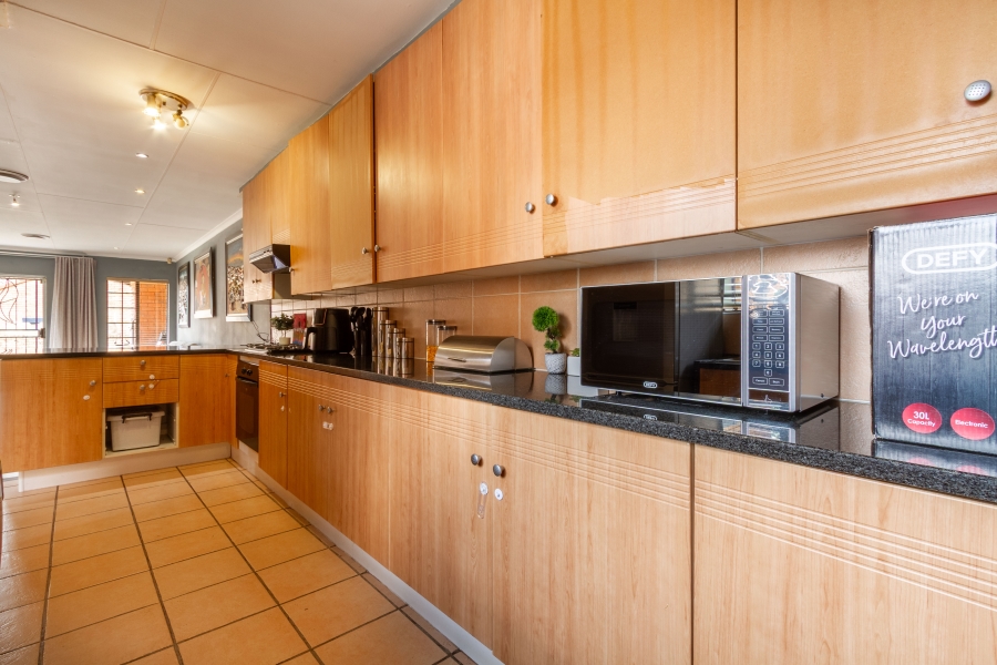 3 Bedroom Property for Sale in Equestria Gauteng