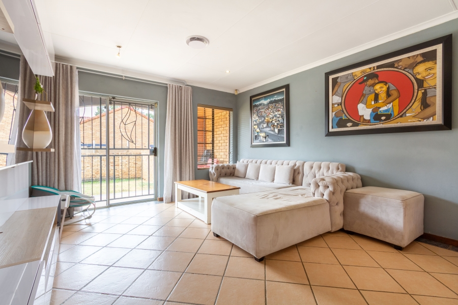 3 Bedroom Property for Sale in Equestria Gauteng