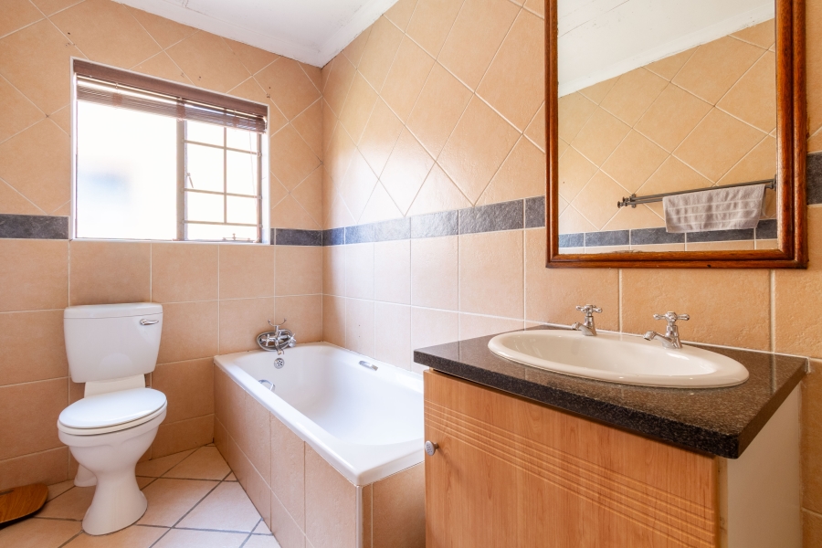 3 Bedroom Property for Sale in Equestria Gauteng