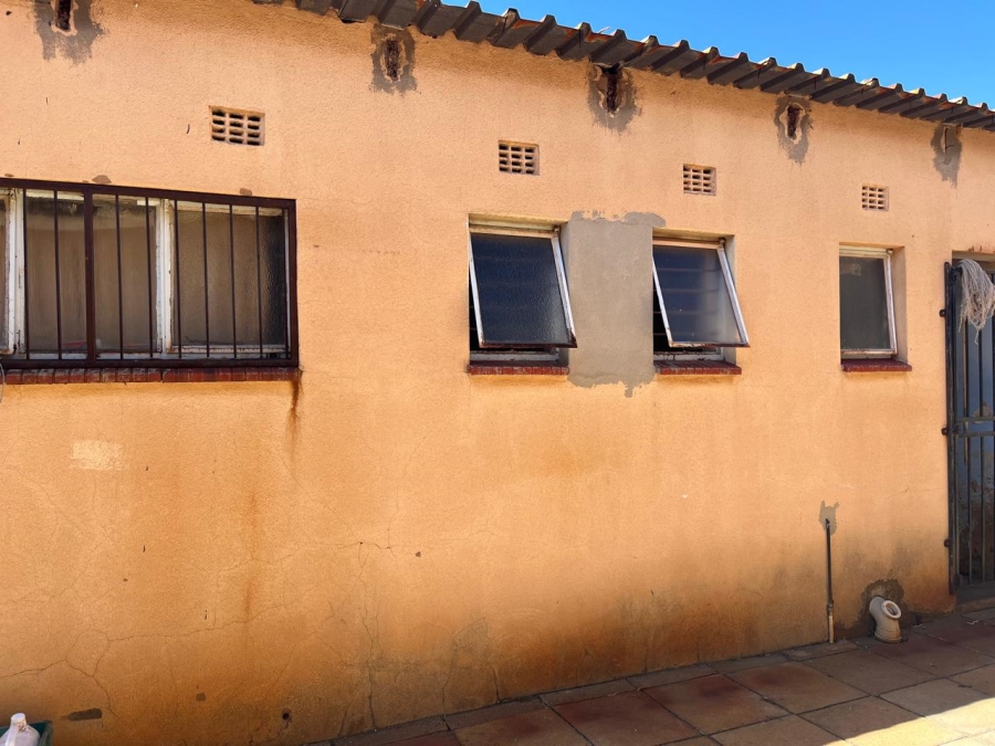 Commercial Property for Sale in Kocksoord Gauteng