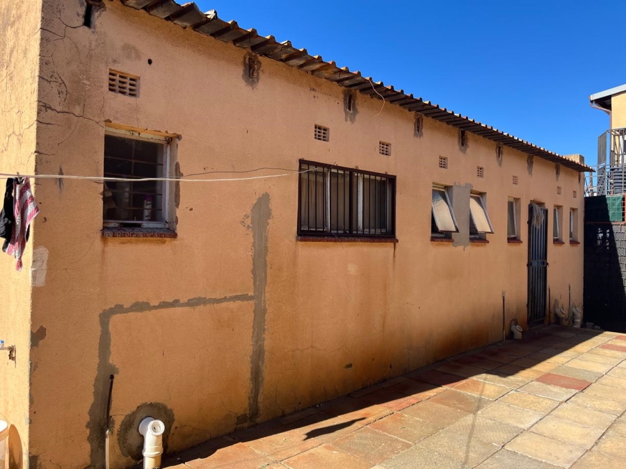 Commercial Property for Sale in Kocksoord Gauteng