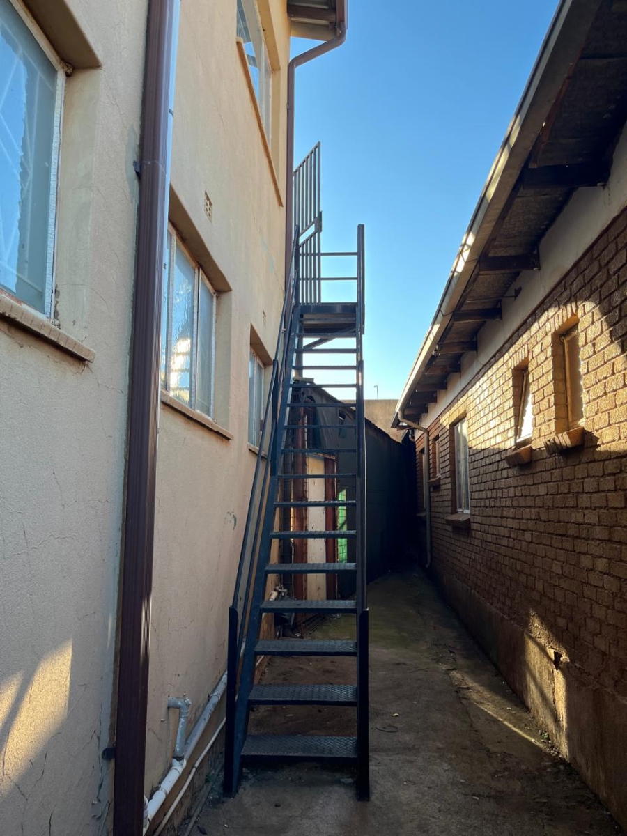 Commercial Property for Sale in Kocksoord Gauteng