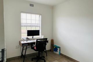 2 Bedroom Property for Sale in Montana Tuine Gauteng
