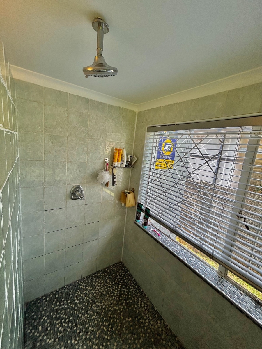3 Bedroom Property for Sale in Roodepoort Gauteng