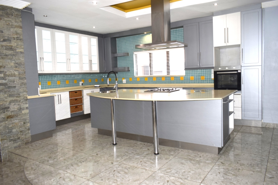 4 Bedroom Property for Sale in Helderwyk Gauteng