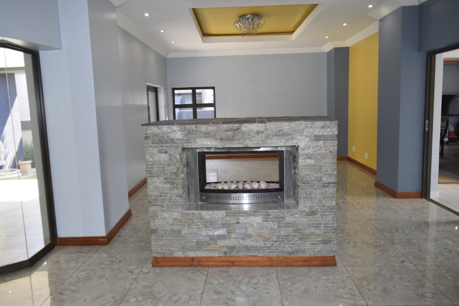 4 Bedroom Property for Sale in Helderwyk Gauteng