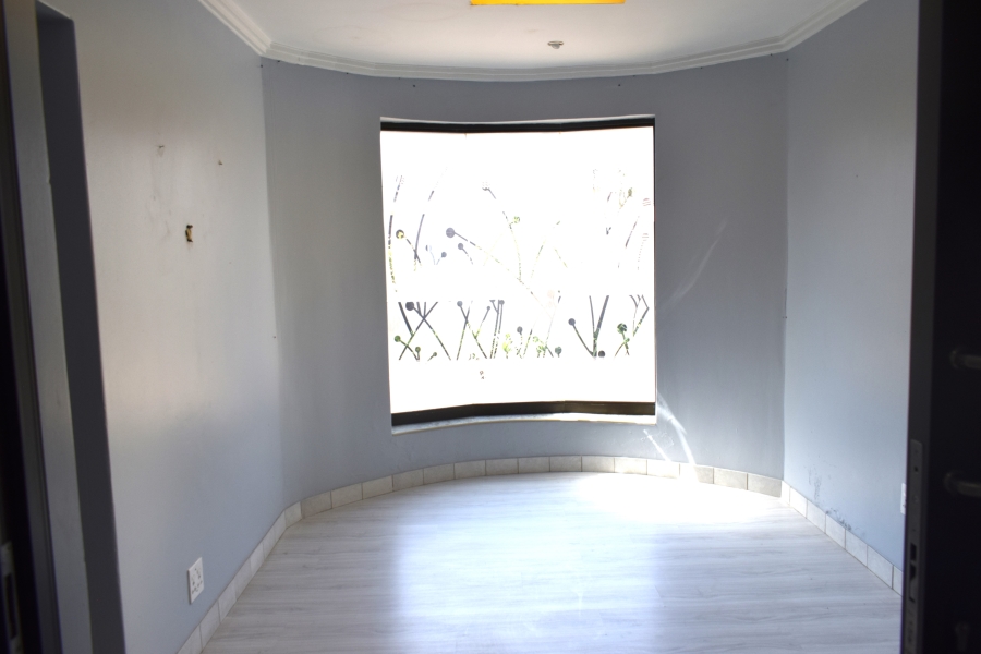 4 Bedroom Property for Sale in Helderwyk Gauteng