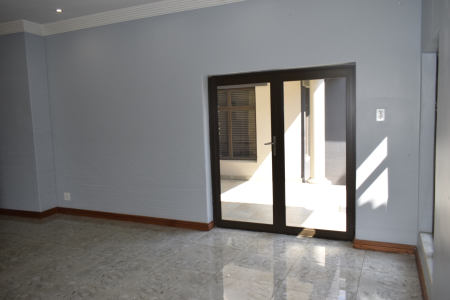 4 Bedroom Property for Sale in Helderwyk Gauteng