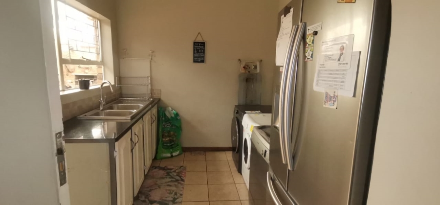 5 Bedroom Property for Sale in Jordaan Park Gauteng