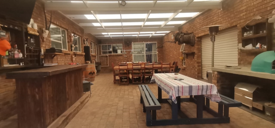 5 Bedroom Property for Sale in Jordaan Park Gauteng