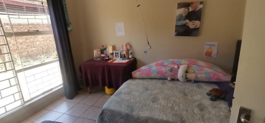 5 Bedroom Property for Sale in Jordaan Park Gauteng