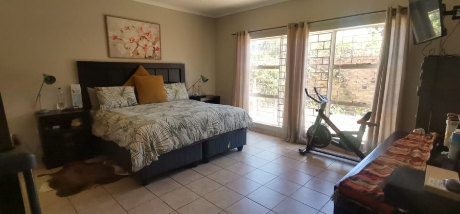 5 Bedroom Property for Sale in Jordaan Park Gauteng