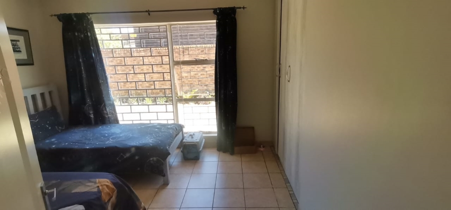 5 Bedroom Property for Sale in Jordaan Park Gauteng