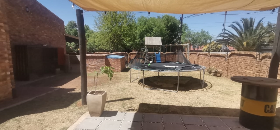 5 Bedroom Property for Sale in Jordaan Park Gauteng