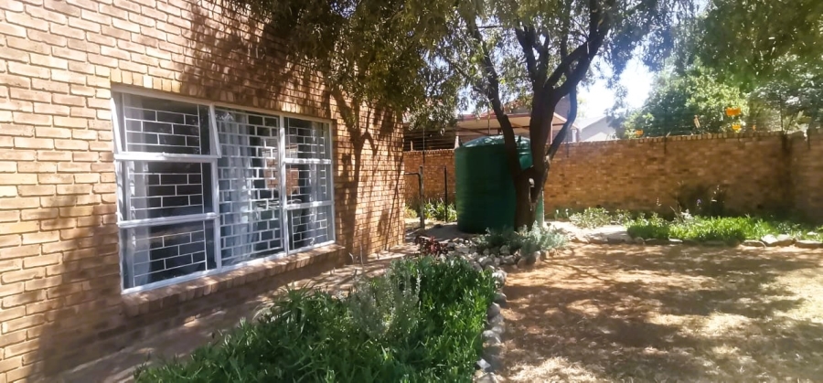 5 Bedroom Property for Sale in Jordaan Park Gauteng