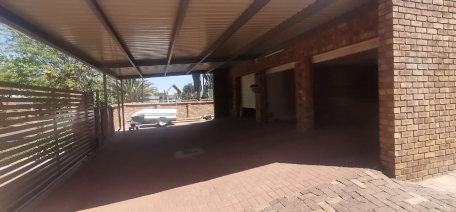 5 Bedroom Property for Sale in Jordaan Park Gauteng