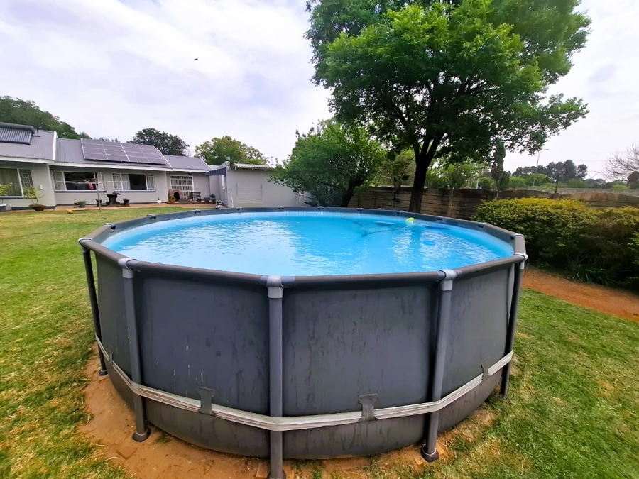 3 Bedroom Property for Sale in Meyerton Central Gauteng