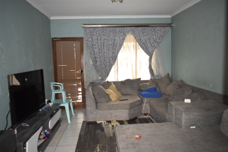 2 Bedroom Property for Sale in Helderwyk Gauteng