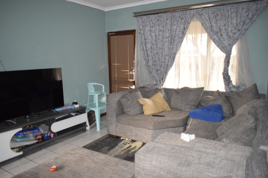 2 Bedroom Property for Sale in Helderwyk Gauteng