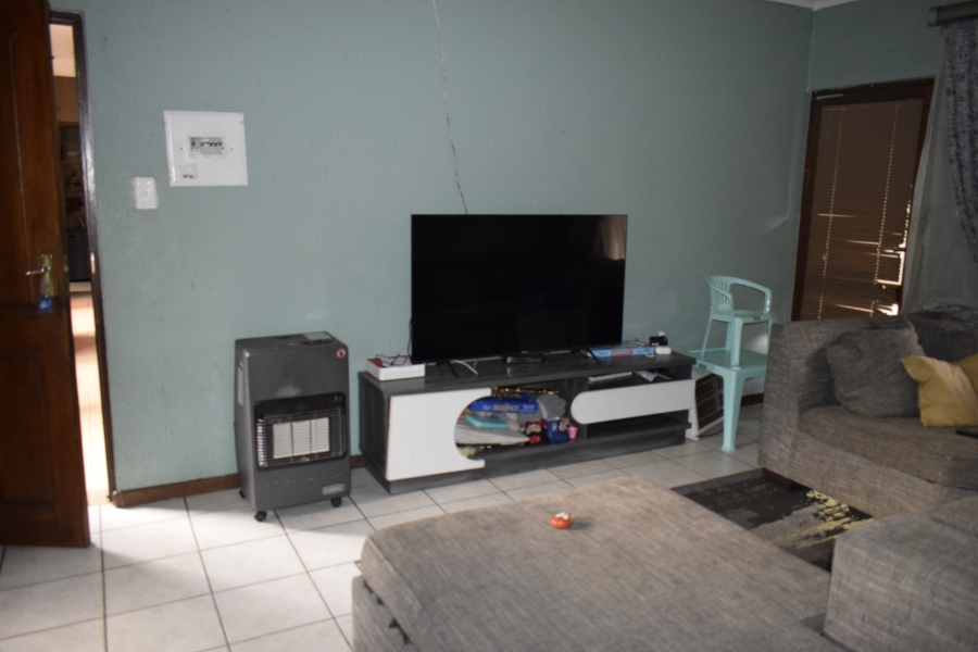 2 Bedroom Property for Sale in Helderwyk Gauteng