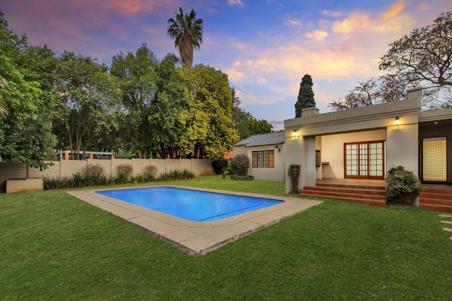 4 Bedroom Property for Sale in Wendywood Gauteng