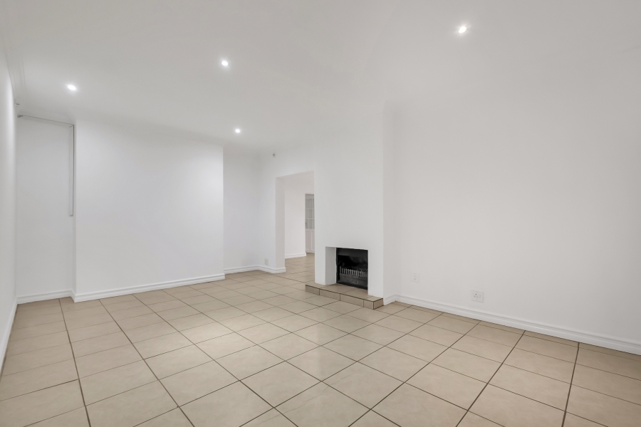 4 Bedroom Property for Sale in Wendywood Gauteng