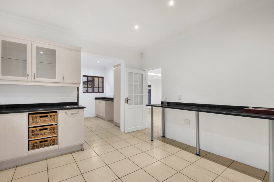 4 Bedroom Property for Sale in Wendywood Gauteng