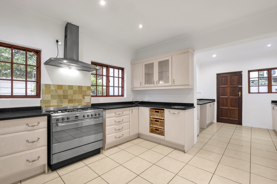 4 Bedroom Property for Sale in Wendywood Gauteng