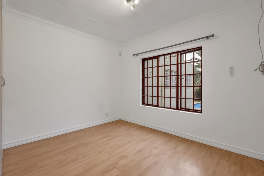 4 Bedroom Property for Sale in Wendywood Gauteng
