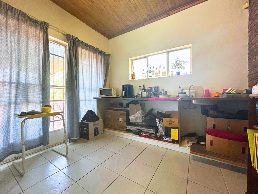 6 Bedroom Property for Sale in Gerardsville Gauteng