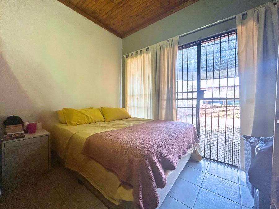 6 Bedroom Property for Sale in Gerardsville Gauteng