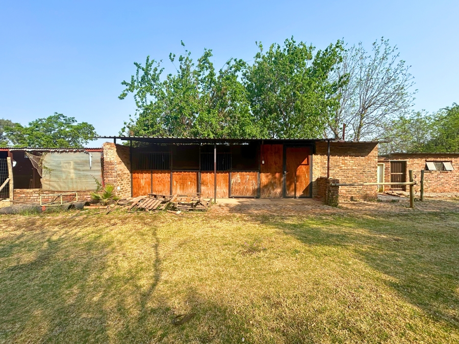 6 Bedroom Property for Sale in Gerardsville Gauteng