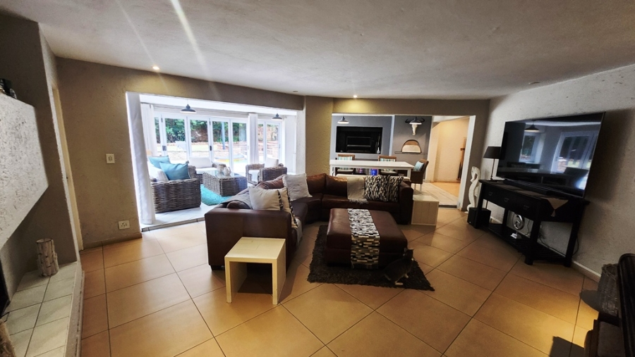4 Bedroom Property for Sale in Eldoraigne Gauteng