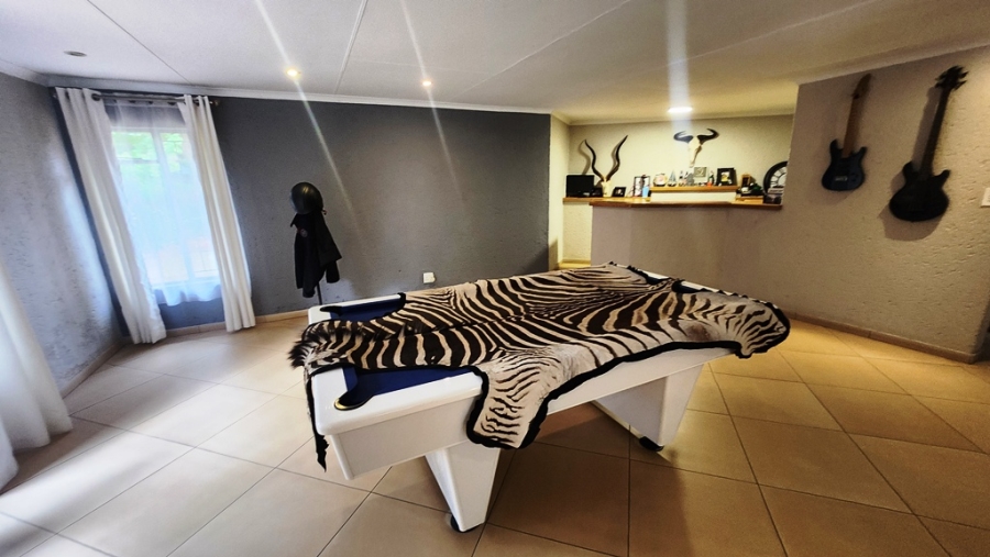 4 Bedroom Property for Sale in Eldoraigne Gauteng