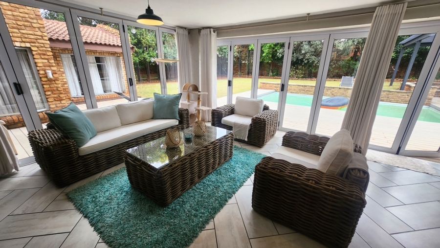 4 Bedroom Property for Sale in Eldoraigne Gauteng