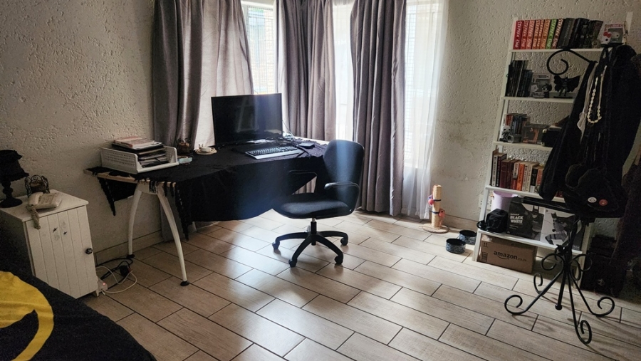 4 Bedroom Property for Sale in Eldoraigne Gauteng