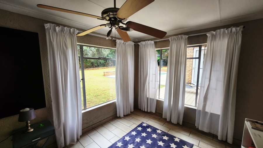 4 Bedroom Property for Sale in Eldoraigne Gauteng