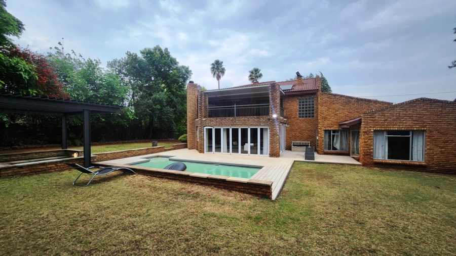 4 Bedroom Property for Sale in Eldoraigne Gauteng