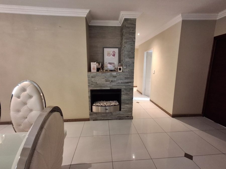 To Let 3 Bedroom Property for Rent in Bartlett Gauteng