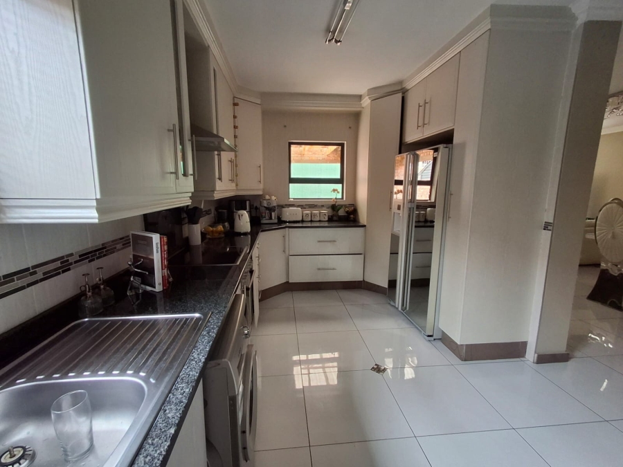 To Let 3 Bedroom Property for Rent in Bartlett Gauteng
