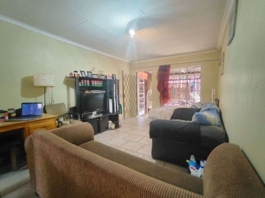 2 Bedroom Property for Sale in Doornpoort Gauteng