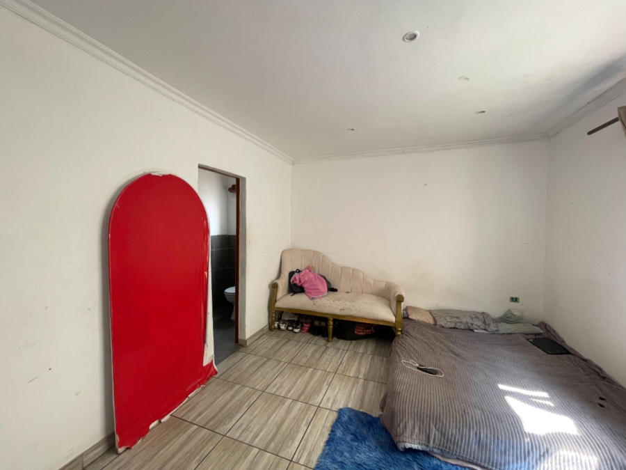5 Bedroom Property for Sale in Buccleuch Gauteng
