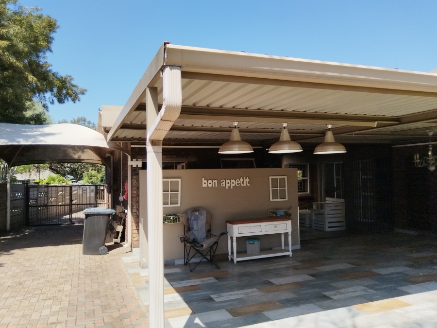 6 Bedroom Property for Sale in Vanderbijlpark SE 2 Gauteng