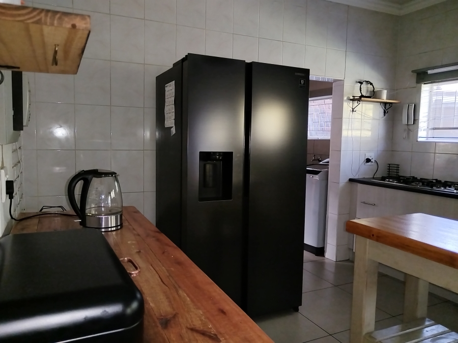 6 Bedroom Property for Sale in Vanderbijlpark SE 2 Gauteng