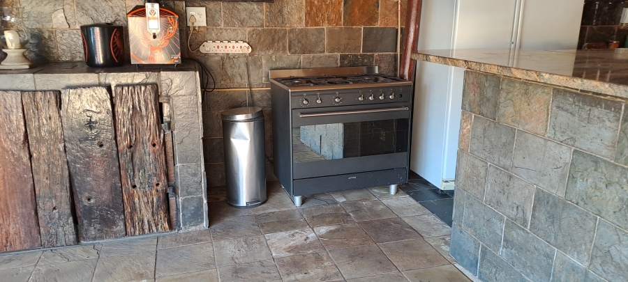 4 Bedroom Property for Sale in Kenleaf Gauteng